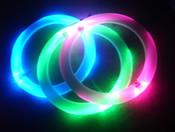 3 x Glow Rings - a dazzling light show in the air!